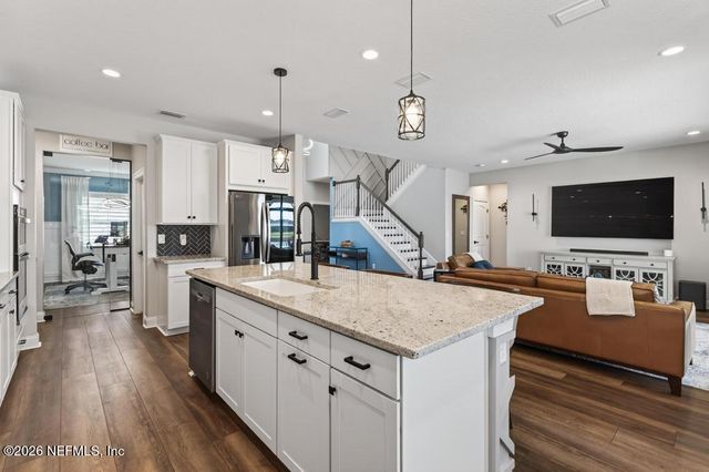 240 RANCH LAND Circle, St. Johns, FL 32259