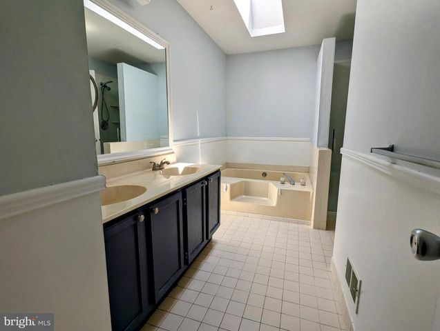 144 TYNEMOUTH CT, Robbinsville, NJ 08691