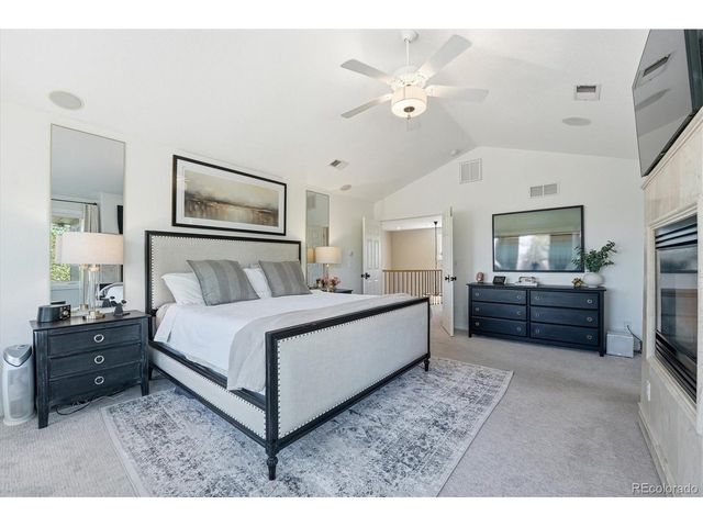 9521 E Maplewood Cir, Greenwood Village, CO 80111