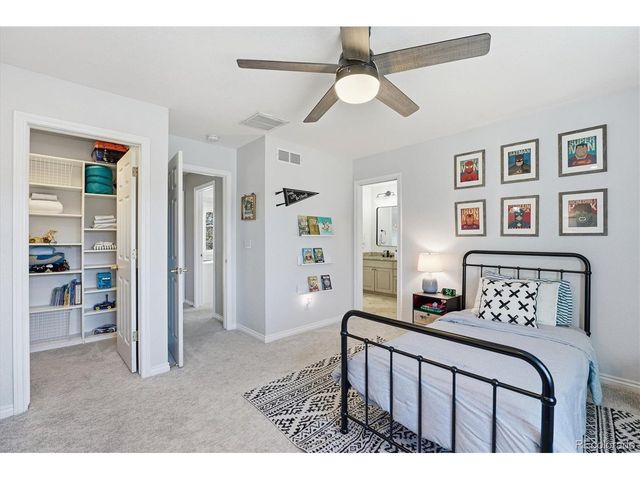 9521 E Maplewood Cir, Greenwood Village, CO 80111