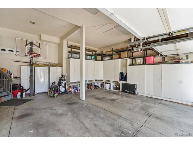 9521 E Maplewood Cir, Greenwood Village, CO 80111