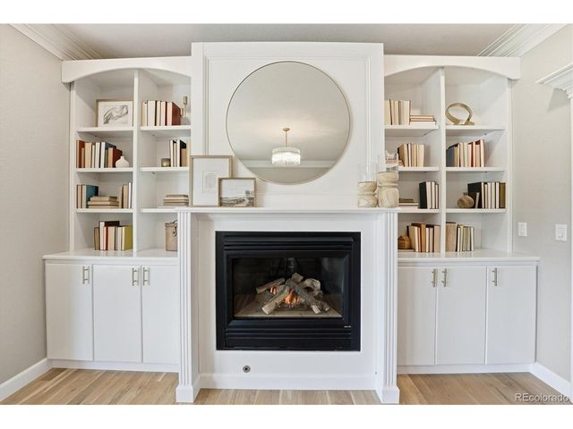 9521 E Maplewood Cir, Greenwood Village, CO 80111