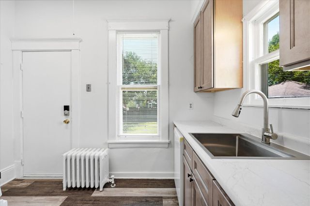 3944 Oakland Avenue, Minneapolis, MN 55407