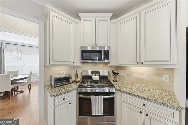 15 Azalea Lakes Court, Dallas, GA 30157