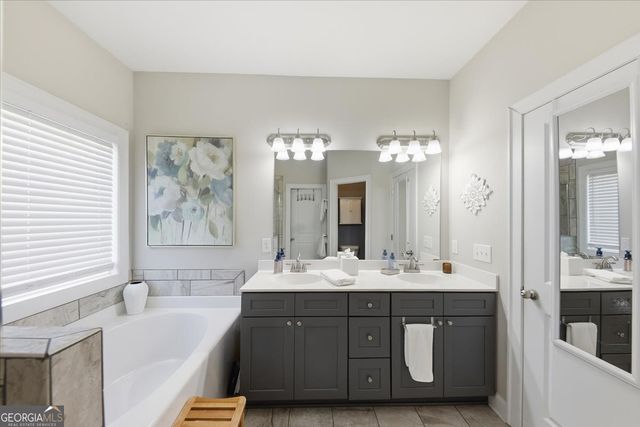 15 Azalea Lakes Court, Dallas, GA 30157