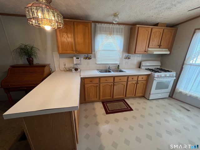 19 Leetes Island Road LOT 10, Branford, CT 06405