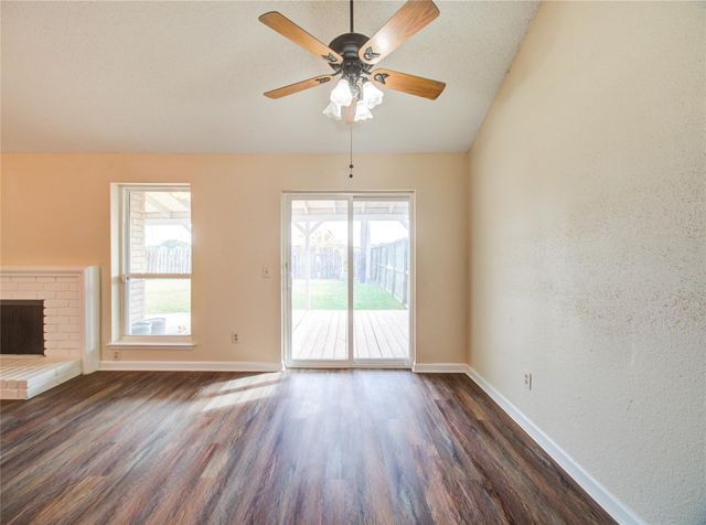 3307 E Heatherock Circle, Sugar Land, TX 77479
