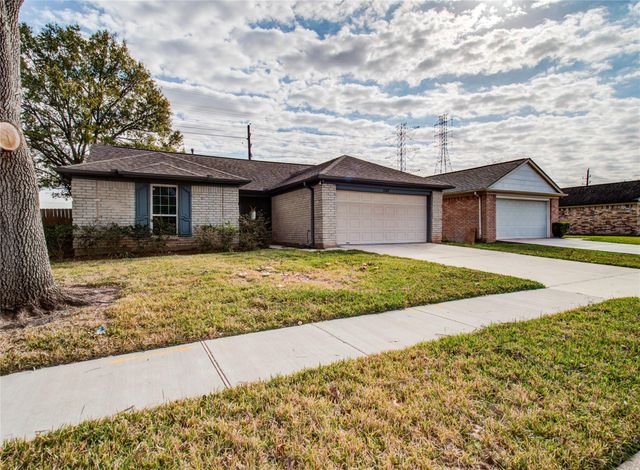 3307 E Heatherock Circle, Sugar Land, TX 77479