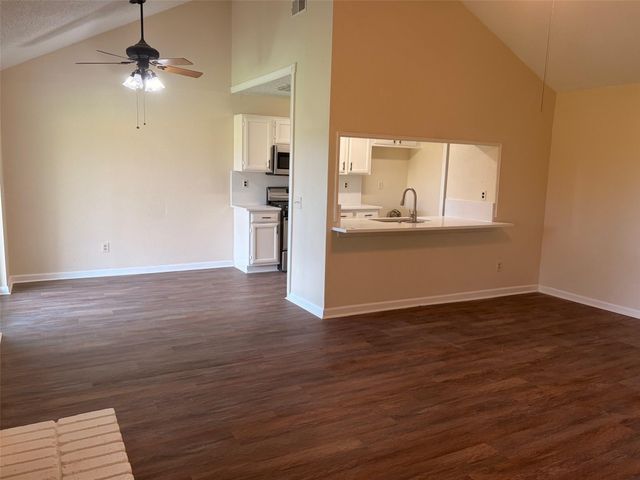 3307 E Heatherock Circle, Sugar Land, TX 77479