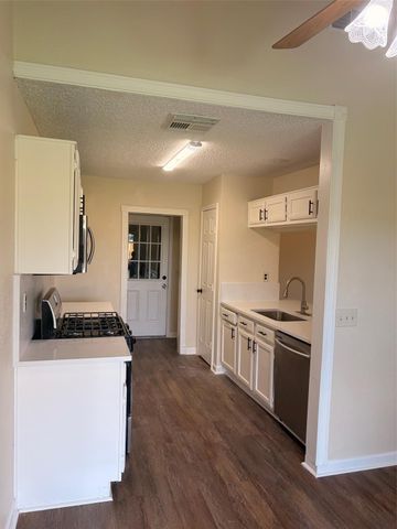 3307 E Heatherock Circle, Sugar Land, TX 77479