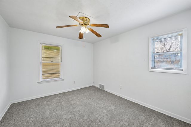 1615 4th Avenue SE, Cedar Rapids, IA 52403