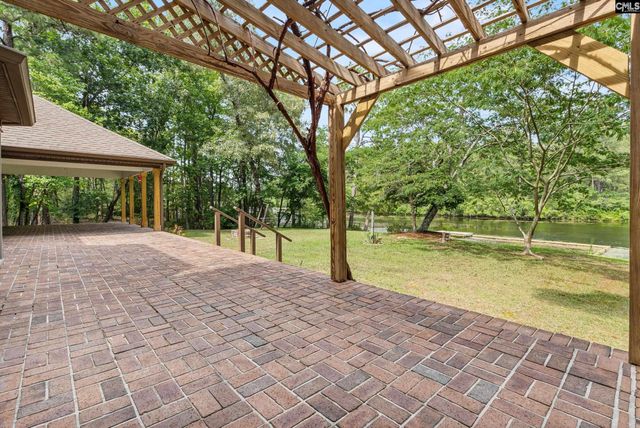 1656 West Drive, Cassatt, SC 29032
