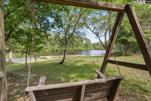 1656 West Drive, Cassatt, SC 29032