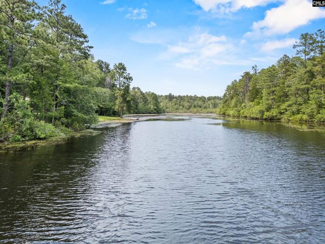 1656 West Drive, Cassatt, SC 29032