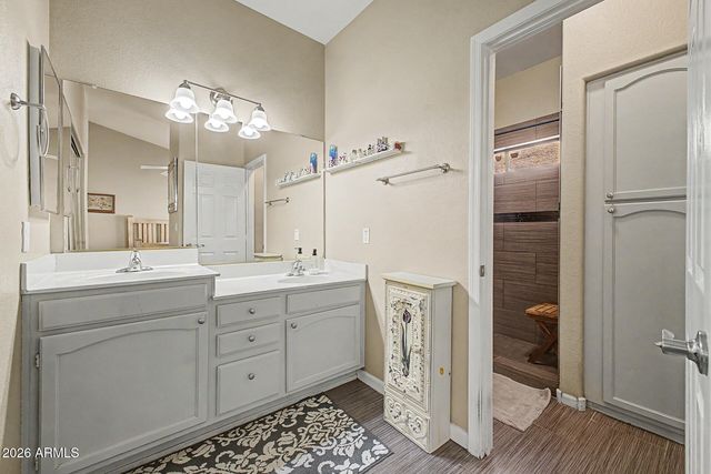 4670 W SHANNON Street, Chandler, AZ 85226