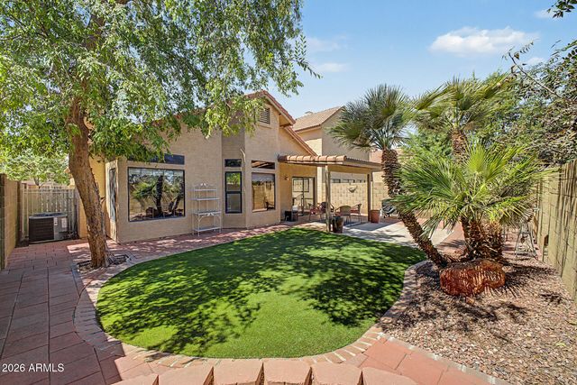 4670 W SHANNON Street, Chandler, AZ 85226