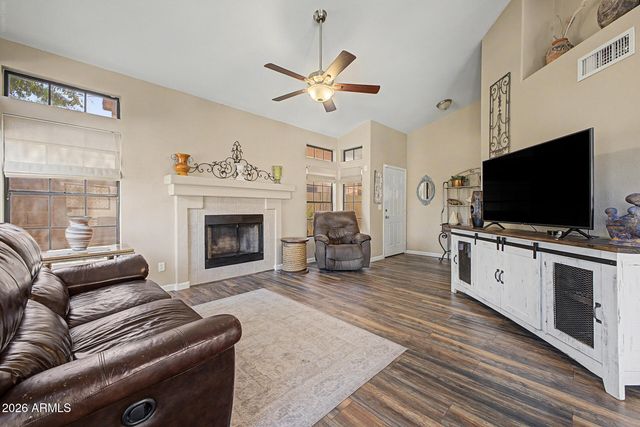 4670 W SHANNON Street, Chandler, AZ 85226