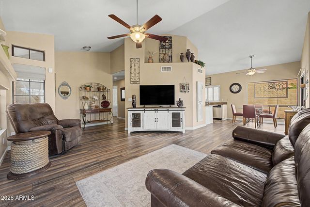 4670 W SHANNON Street, Chandler, AZ 85226
