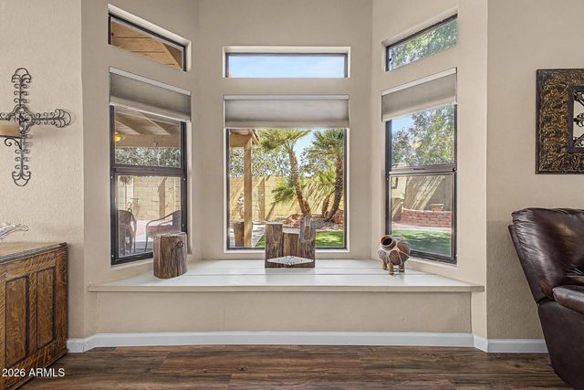 4670 W SHANNON Street, Chandler, AZ 85226