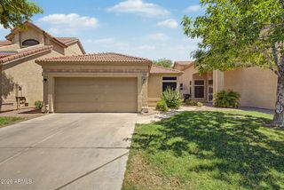 4670 W SHANNON Street, Chandler, AZ 85226