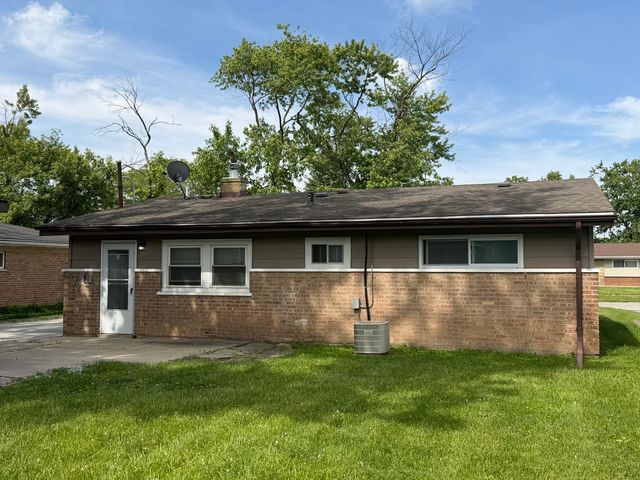 1495 Freeland Avenue, Calumet City, IL 60409