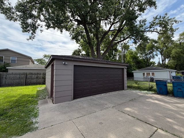 1495 Freeland Avenue, Calumet City, IL 60409
