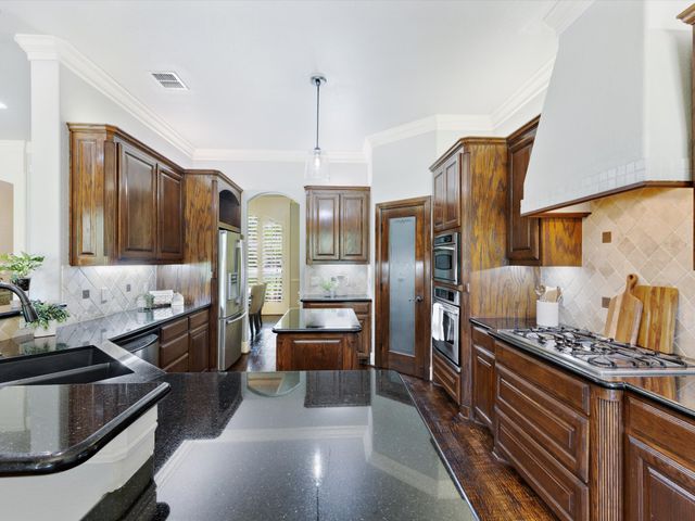 1820 Blue Forest Drive, Prosper, TX 75078