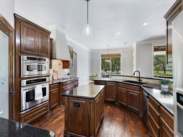 1820 Blue Forest Drive, Prosper, TX 75078