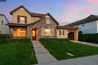 2261 Genoa St, Danville, CA 94506