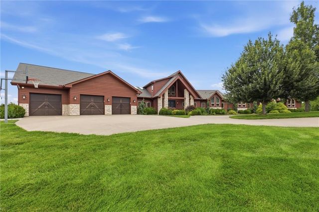 5805 Malcolm Lake Road, Edgerton, MO 64444