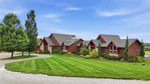5805 Malcolm Lake Road, Edgerton, MO 64444