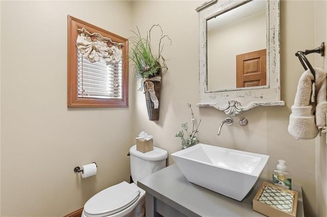 5805 Malcolm Lake Road, Edgerton, MO 64444
