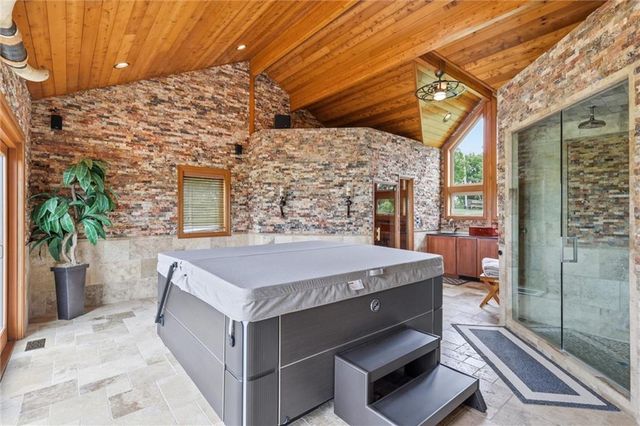 5805 Malcolm Lake Road, Edgerton, MO 64444