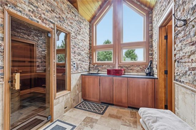 5805 Malcolm Lake Road, Edgerton, MO 64444
