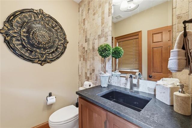 5805 Malcolm Lake Road, Edgerton, MO 64444