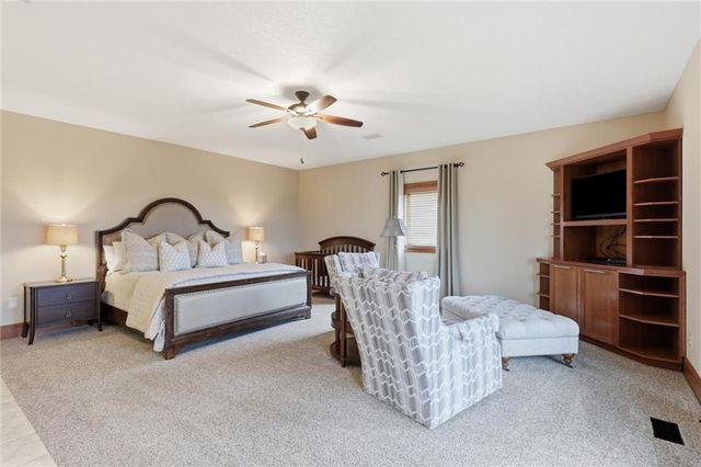 5805 Malcolm Lake Road, Edgerton, MO 64444
