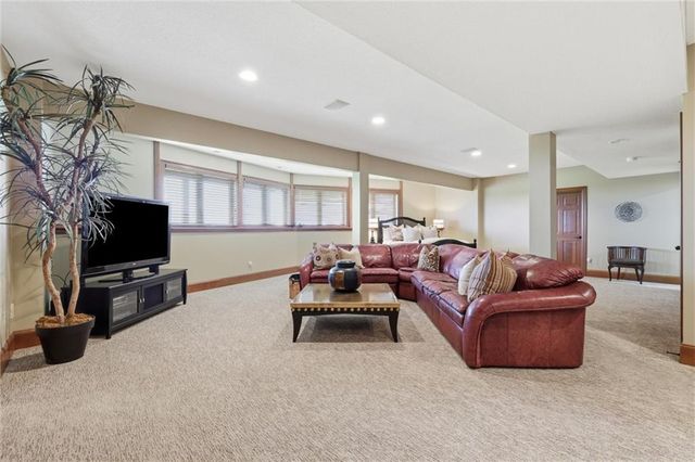 5805 Malcolm Lake Road, Edgerton, MO 64444