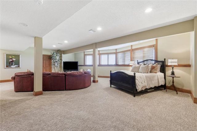 5805 Malcolm Lake Road, Edgerton, MO 64444