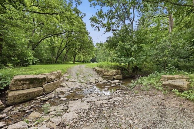 5805 Malcolm Lake Road, Edgerton, MO 64444