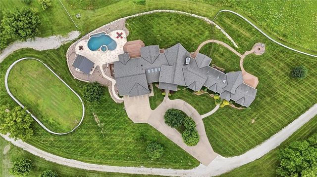 5805 Malcolm Lake Road, Edgerton, MO 64444