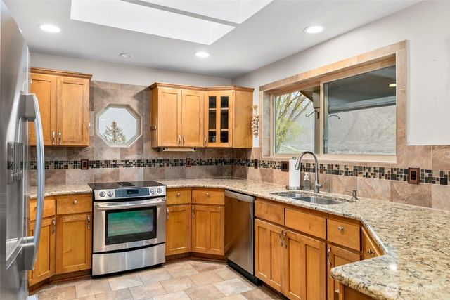 7491 Pot O Gold Lane, Wenatchee, WA 98801