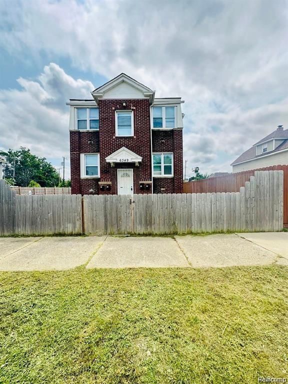 6349 Barlum Street, Detroit, MI 48210