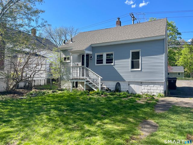 16 Brainard Road, Enfield, CT 06082