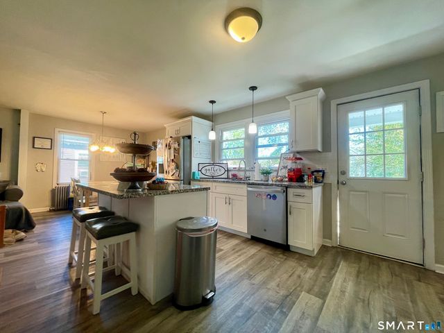 16 Brainard Road, Enfield, CT 06082