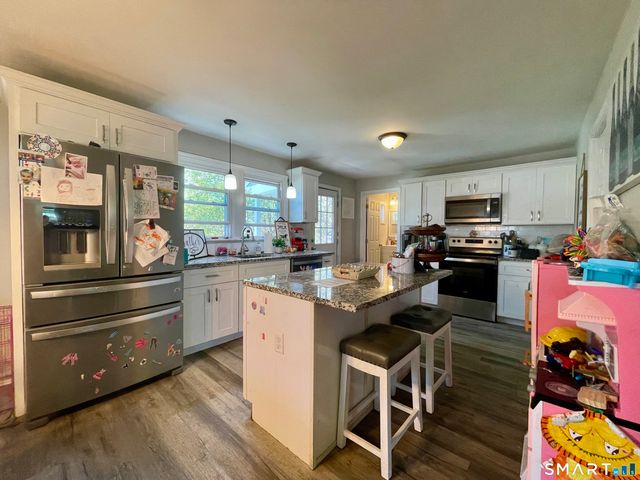 16 Brainard Road, Enfield, CT 06082