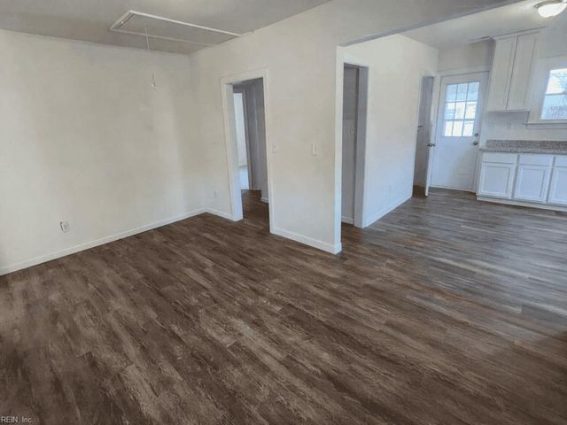 717 Harway AVE, Chesapeake, VA 23325