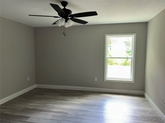 9548 N Sandree Drive, Dunnellon, FL 34434