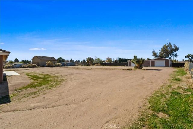 8214 10th, Hesperia, CA 92345