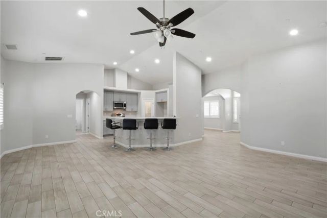 8214 10th, Hesperia, CA 92345