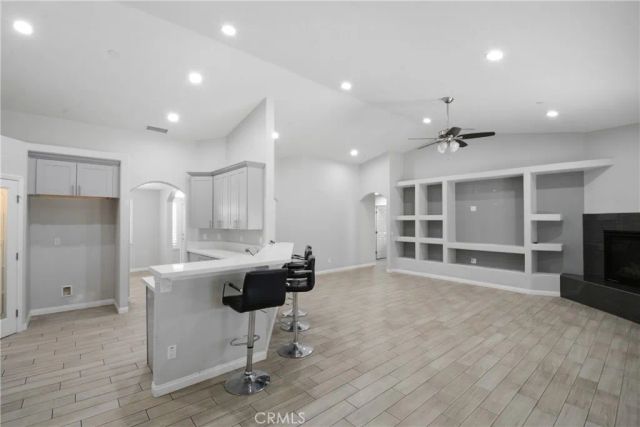 8214 10th, Hesperia, CA 92345